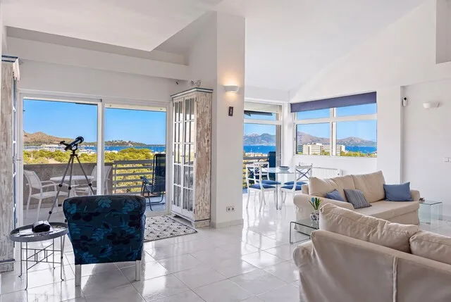Unique sea-view penthouse for sale in Puerto Pollensa, North Mallorca — photo 5