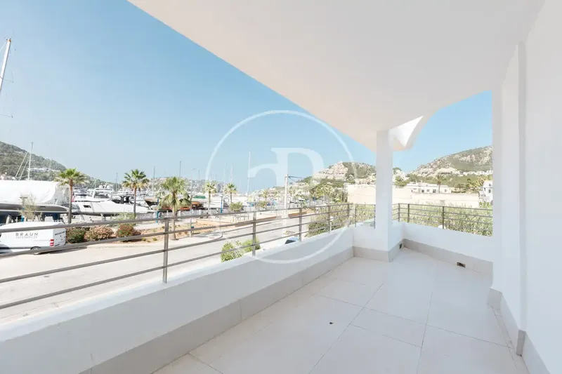 Piso con terraza en venta en Avinguda de Gabriel Roca i Garcías — photo 4