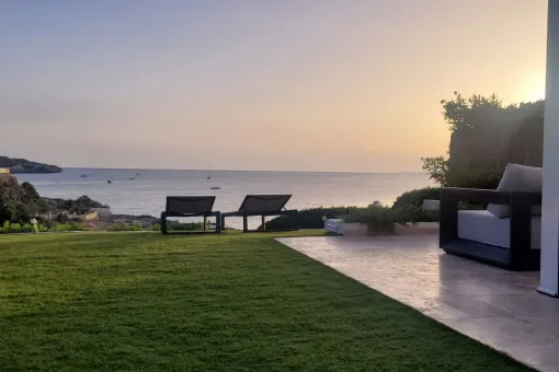 Cala Blava, charming flat in first sea line of Cala Blava with direct access to the beach — photo 5