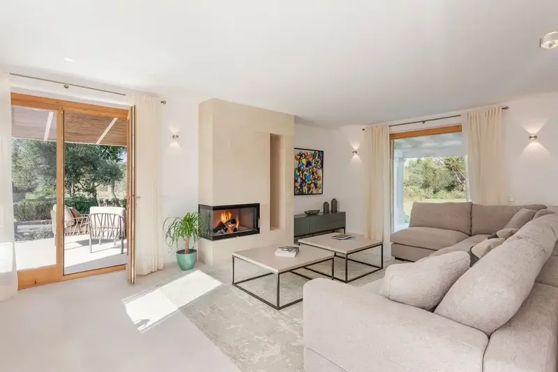 This outstanding property is located in an ideal location between Pollença and Alcúdia, just eight minutes by car from the charming old town — photo 7