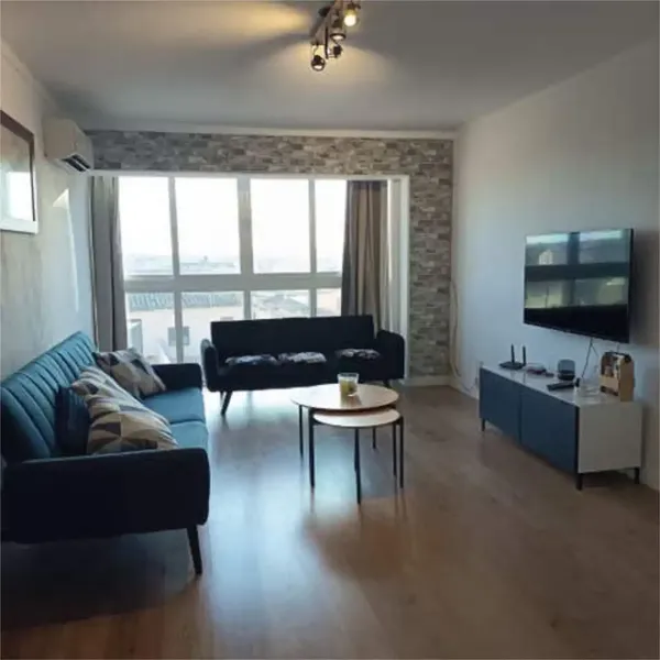 Apartamento completamente reformado en el centro de Manacor con 3 dormitorios en la 4ª planta (sin ascensor), cerca del ayuntamiento.Aire ac — photo 1