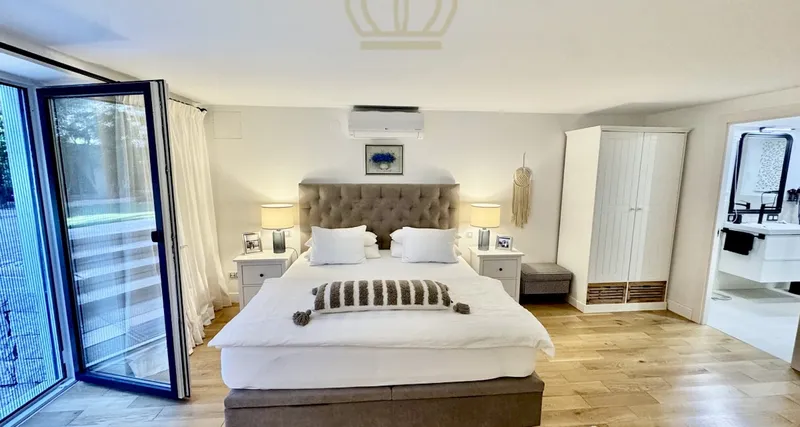 Designer villa with pool and large garden in Santa Ponsa - directly at the forest — photo 4