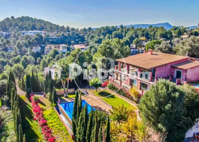 House in Esporles — photo 1