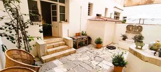 Ground floor rental in La Seu. Charming Mallorcan ground floor with two private terraces in l — photo 1