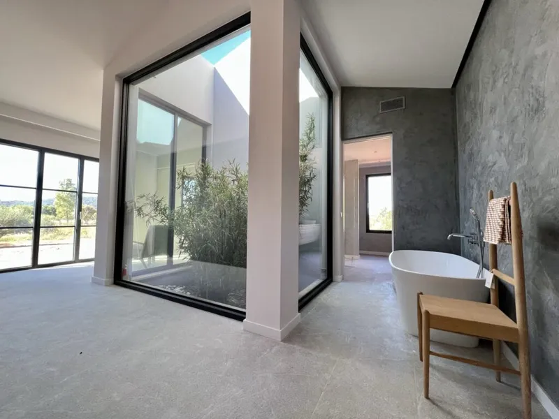 Elegant, Light Flooded, Newly Built Modern Country Home — photo 11