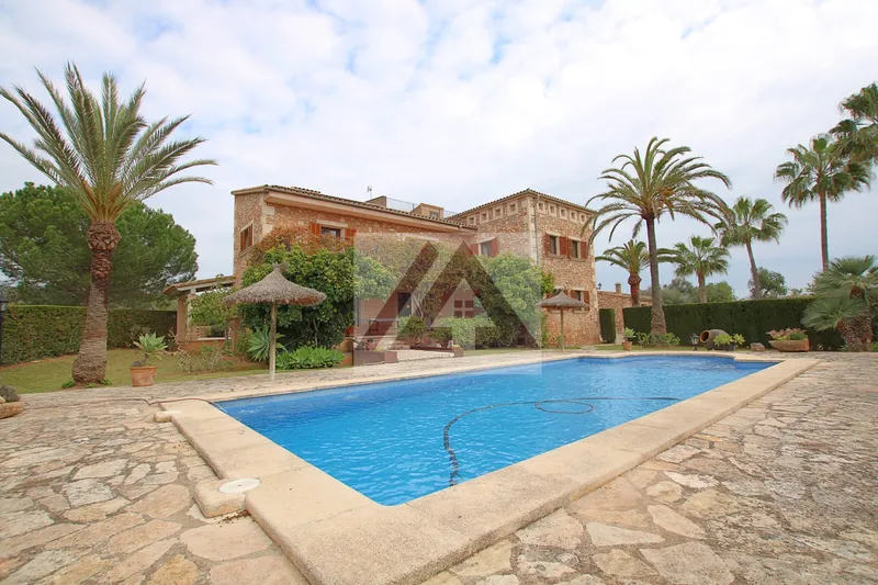 Country house for rent in Manacor — photo 1