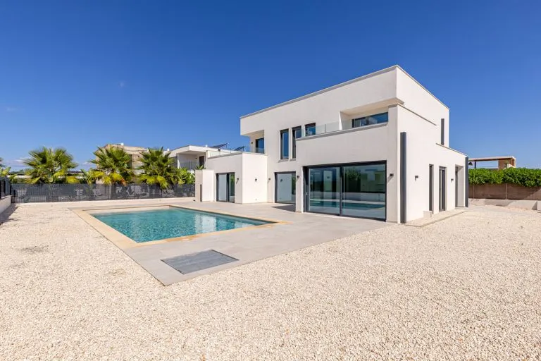 Villa in Sa Rapita - New Build Property with Pool — photo 12