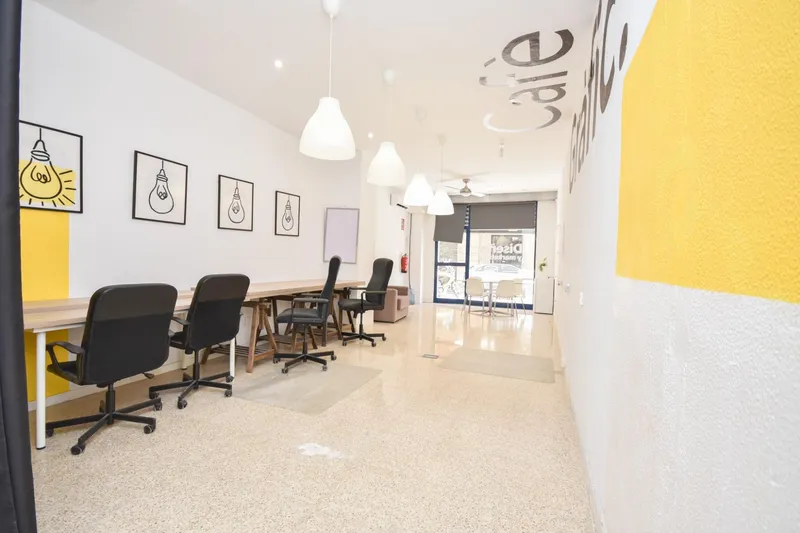 Very central commercial premises in the Bons Aires area — photo 2