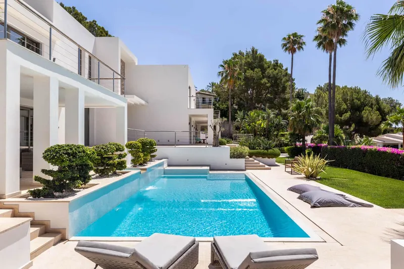 Modern designer villa in Palma's villa urbanization — photo 8