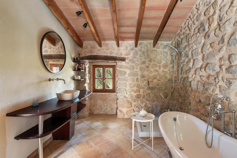 Rustic finca with character, open views and pool — photo 9
