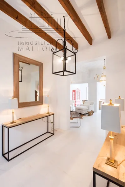 Charming townhouse with lots of flair! — photo 2