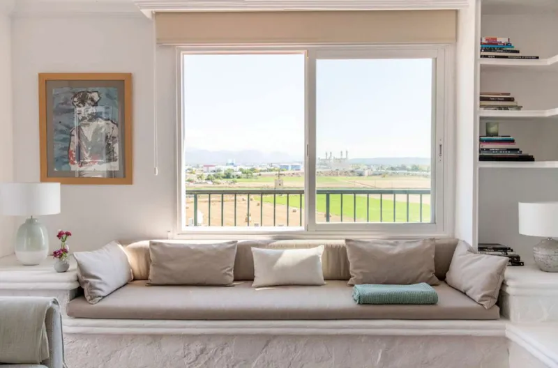 Walk to the Beach, Live in Style – Penthouse near Palma — photo 4