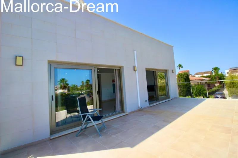 Sa Coma: Dream chalet close to the beach with pool, underground garage, 8 bedrooms and 4 bathrooms — photo 5