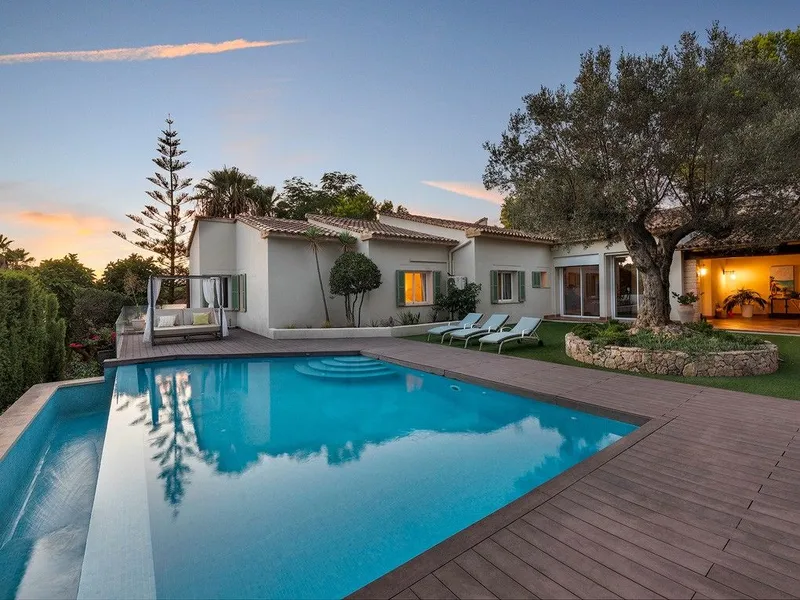 Villa for Sale in Luxury Area of Santa Ponsa — photo 12