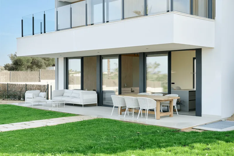 Contemporary villa with pool near Palma — photo 8
