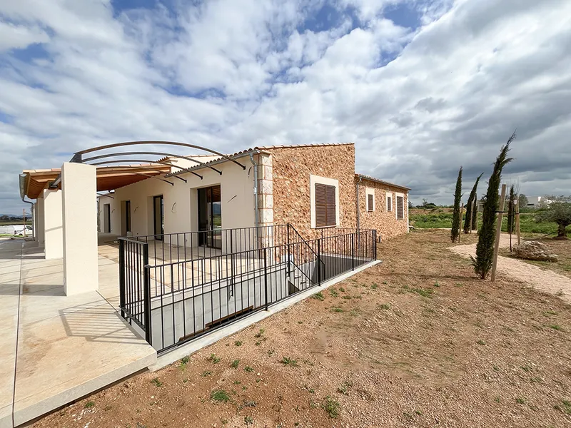 Luxury finca with new villa and vineyards in Sencelles Mas — photo 12