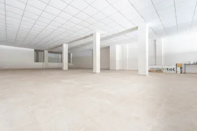 Commercial premises for sale in Manacor — photo 2