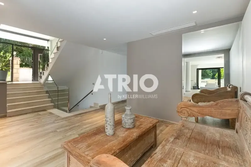 Hidden in a corner of the beautiful vegetation of Son Vida Golf, this villa offers tranquility and privacy. — photo 7