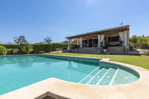 Sineu, very beautiful and bright holiday finca with pool outside Sineu — photo 2