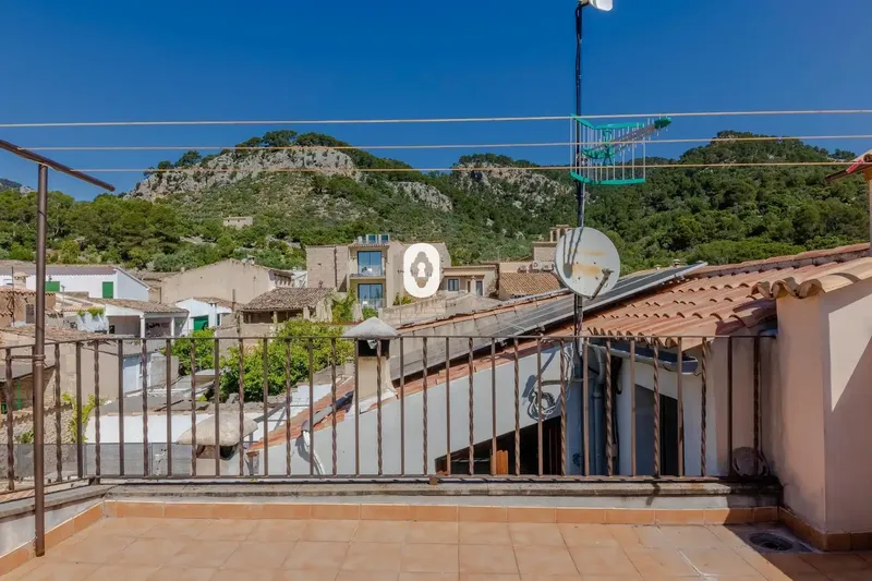 Charming house in the heart of Caimari — photo 1