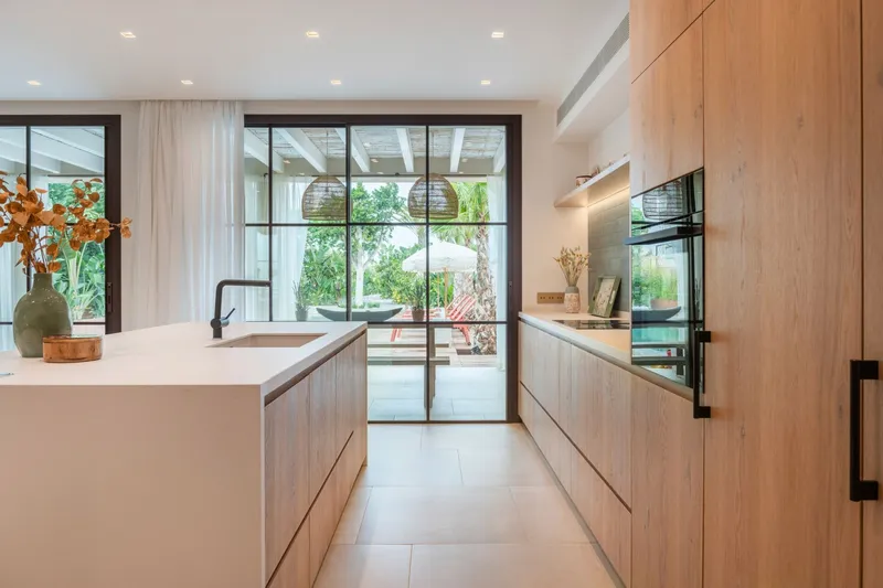 Exclusive newly built townhouse in Es Llombards with Mediterranean garden — photo 12