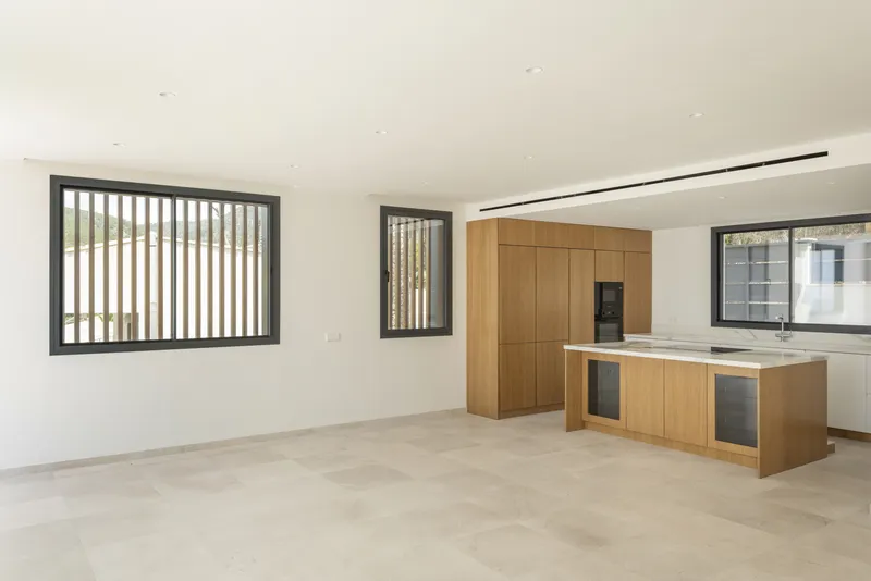 Impressive new-build villa in Portals Nous with stunning sea views — photo 9