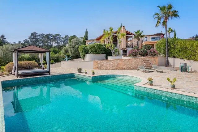 Stunning villa with holiday license for sale in Moscari, Mallorca — photo 2