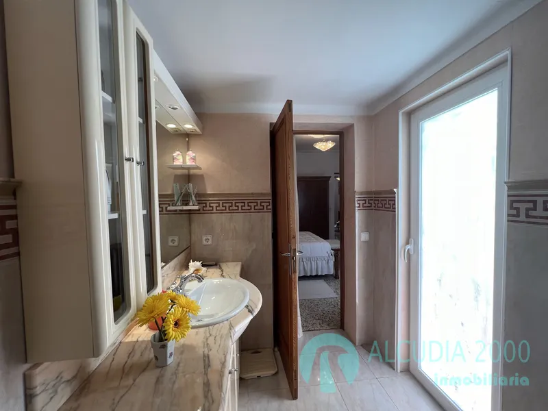 Town House — photo 8