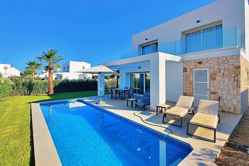 Newly built villa near Es Trenc beach — photo 1