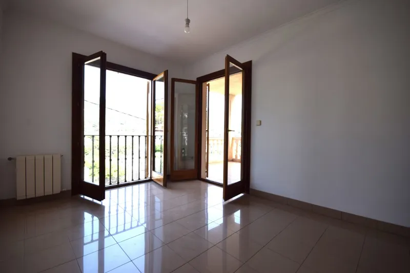 Detached house with garage for long-term rental — photo 5
