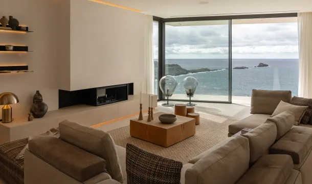 Exceptional villa on the seafront in front of the Toro marine reserve, next to Port Adriano — photo 10