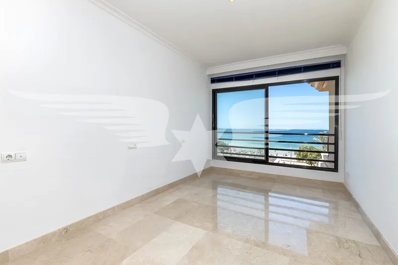 Ciudad Jardin I ground floor apartment in first sea line — photo 10