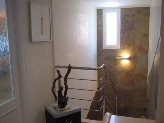 Duplex Apartment with corner-rowhouse character - in El Toro — photo 6
