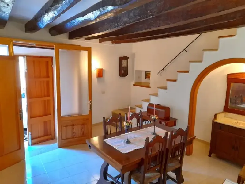 Unlock the potential of this townhouse in a coveted Pollença Pueblo — photo 12