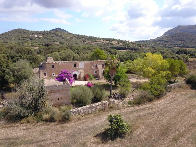V694 – Ideal for investors: exceptional plot in a quiet location suitable for building 5 fincas — photo 4