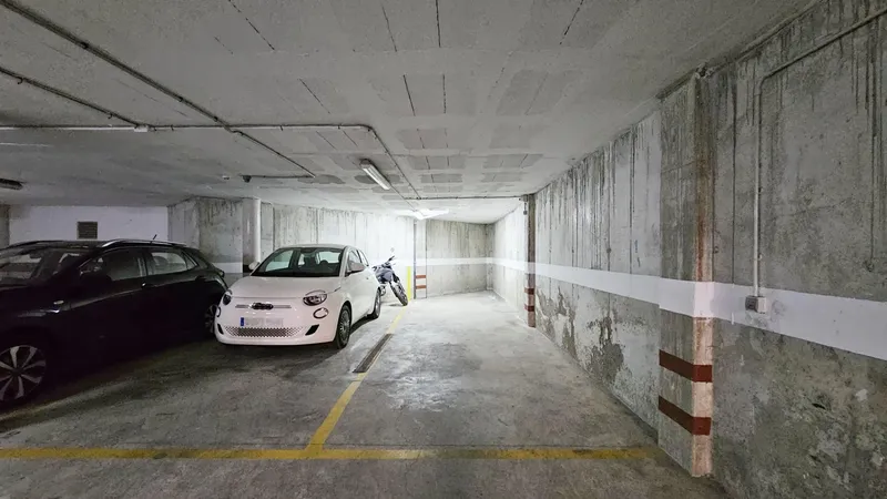 Parking space in Foners: comfortable, safe and well located — photo 8