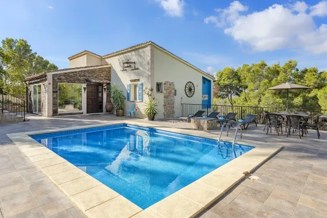 Villa with sea views for sale in Costa d'en Blanes, Mallorca — photo 1
