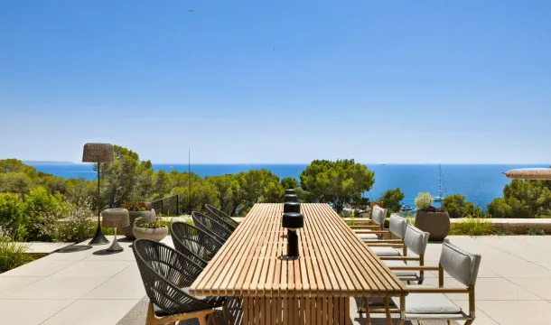Exclusive villa with unbeatable sea views and large garden in old Bendinat — photo 4