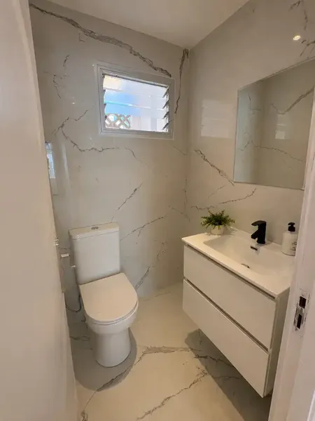 Apartamento con terraza en alquiler en Carrer de Caro — photo 11