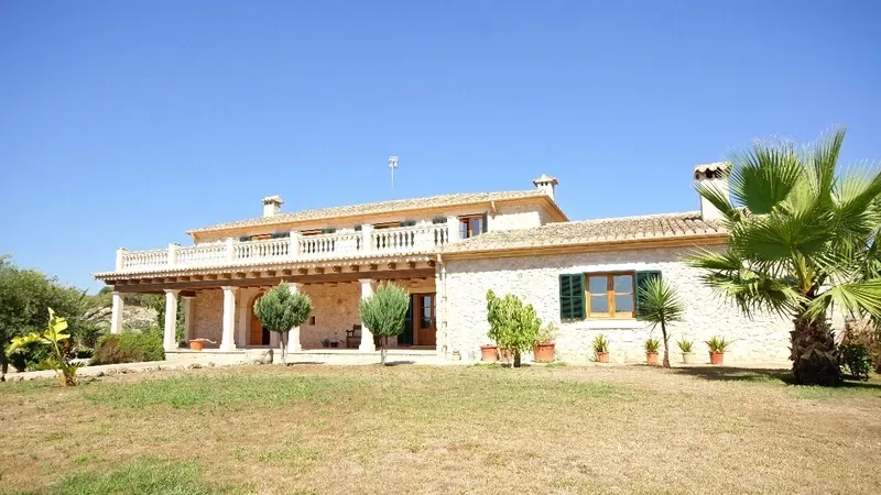 Luxury Country Finca in stunning setting in Lloret de Vistalegre — photo 2