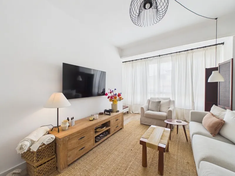 Fully Equipped Two-Bedroom Apartment in Palma - Temporary Contract, Available the Month of August — photo 1