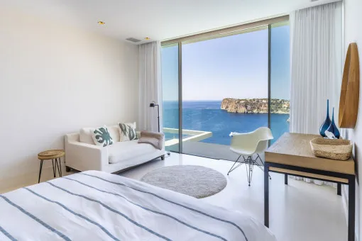 Puerto Andratx, Modern Villa with Fantastic Sea Views in Port d'Andratx — photo 10