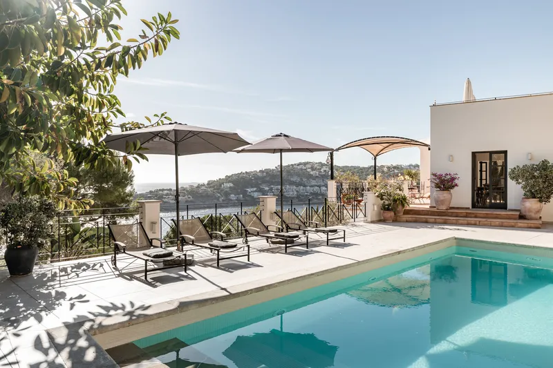 Impressive villa with lots of potential, pool and fantastic sea and harbor views in Port d'Andratx — photo 3