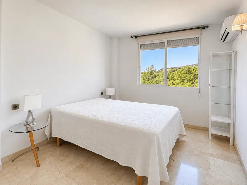 Mediterranean living in Portals Nous with underground parking and communal pool — photo 12