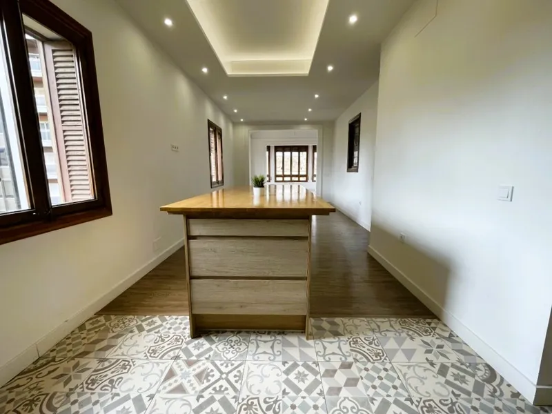 Exclusive renovated property next to Plaza de España, Palma — photo 1