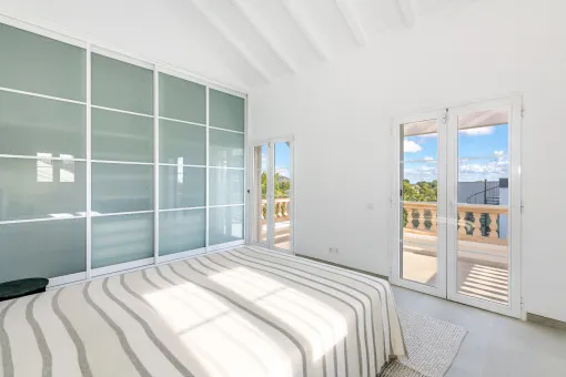 Santa Ponsa, exclusive Mediterranean villa with well-kept garden in the heart of Nova Santa Ponsa — photo 10