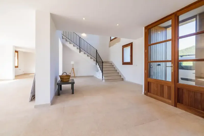 This impressive country house for sale in Alaró was completed in 2021 in the serene outskirts of the village. With spectacular views — photo 4