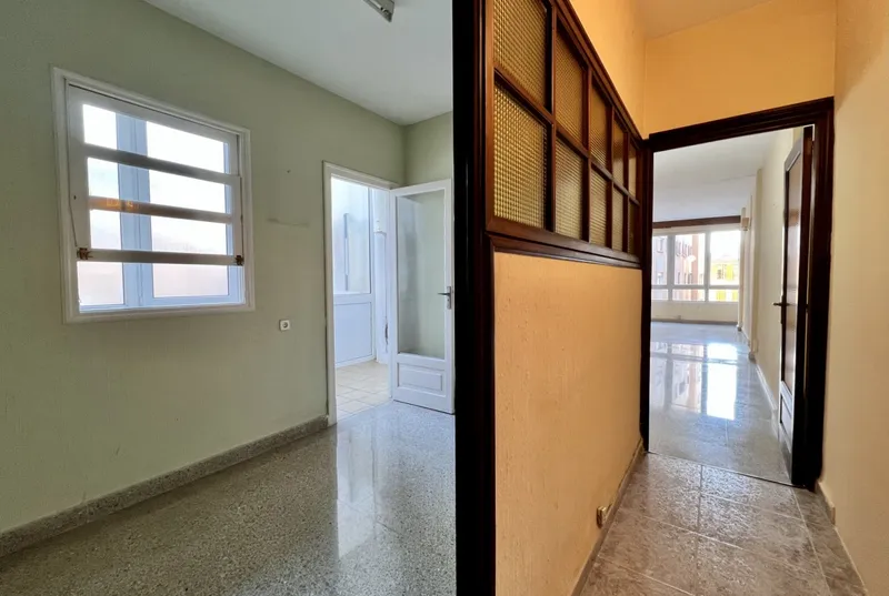 Apartment to renovate in the center of Palma — photo 2