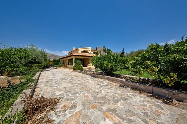 Superb villa with holiday rental license for sale in Puerto Pollensa, Mallorca — photo 12