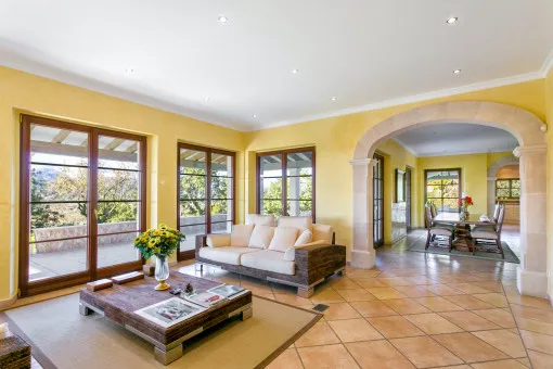 Inca, spacious luxury finca with mountain panoramic views in a prime location on Puig de Santa Magdalena — photo 4